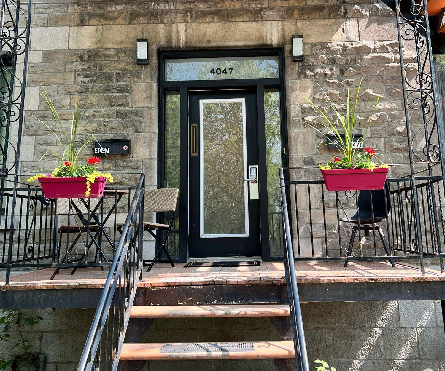 Private Room & Private Bathroom In Le Plateau モントリオール エクステリア 写真